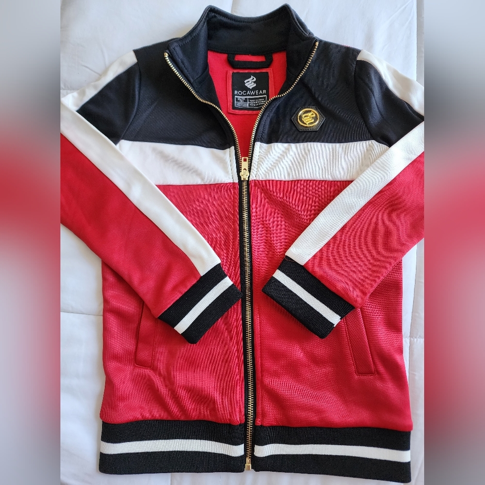 Rocawear tracksuit w/ shirt